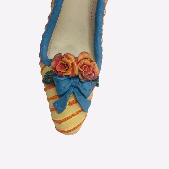 My Treasure Vintage 1999 Mini High Heel Shoe Figurine Embossed Roses 4.5" - Picture 8 of 12